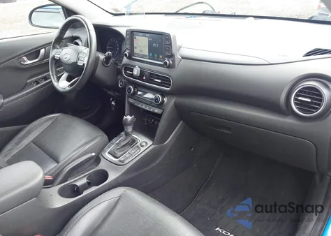 2018 Hyundai Kona Ultimate z USA, uszkodzony, nr VIN KM8K5CA52JU080963